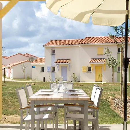 Πάρκο διακοπών Lagrange Le Village De La 3*