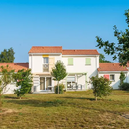 פארק נופש Lagrange Le Village De La 3*
