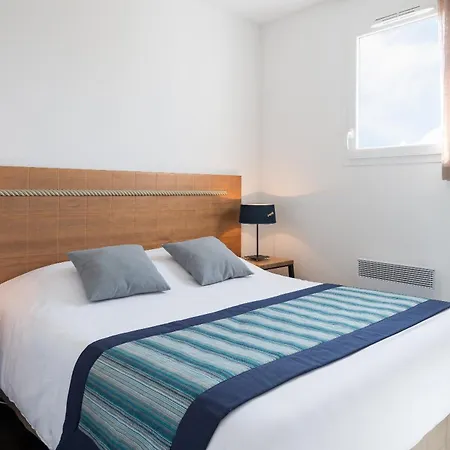 Lagrange Le Village De La